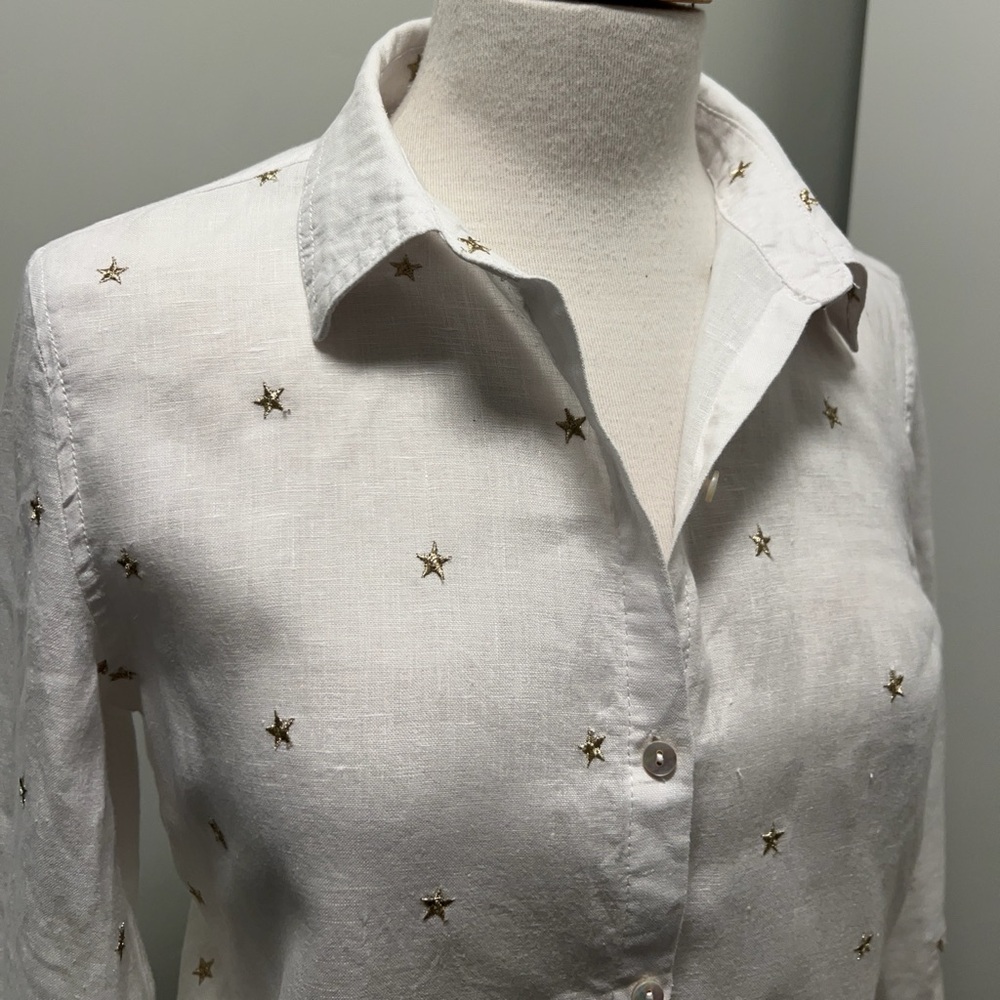 White Linen Nicole Miller Button Down Shirt with Embroidered Gold Stars